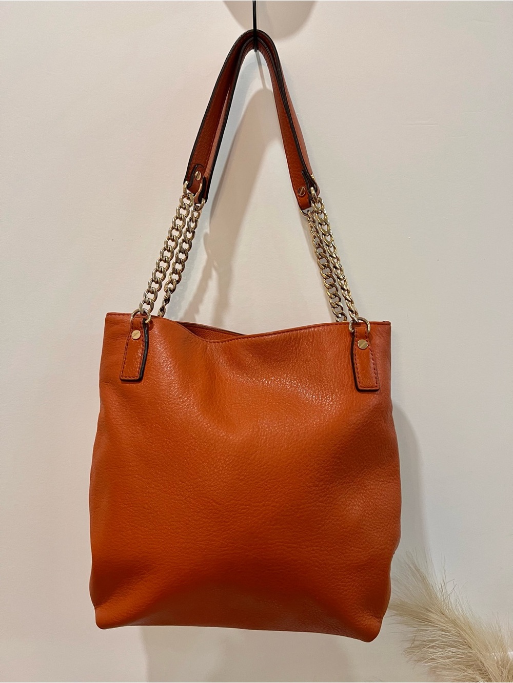 MICHAEL Michael Kors orange  Leather Shoulder Tote - Picture 4 of 13